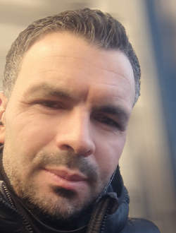 Walid's profile, a single 43-year-old a man in Kalisz