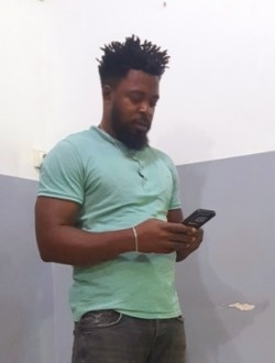 François's profile, a single 41-year-old a man in Abang