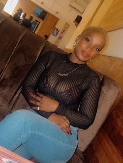 Lizia's profile, a single 27-year-old a woman in Pointe Claire