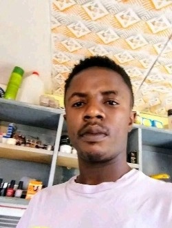 Yannick's profile, a single 38-year-old a man in Yaoundé