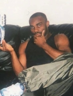 Young B's profile, a single 75-year-old a man in Adidomé