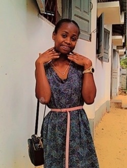 Sandrica's profile, a single 20-year-old a woman in Sambava