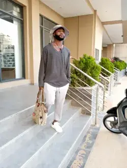 Justin's profile, a single 35-year-old a man in Dakar