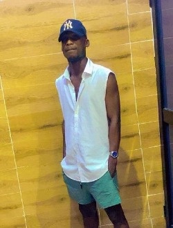 Fabrice's profile, a single 35-year-old a man in Abidjan