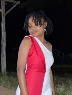 Juli's profile, a single 22-year-old a woman in Alarobia-Antanamalaza