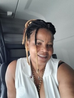 Fanfan's profile, a single 47-year-old a woman in Cocody