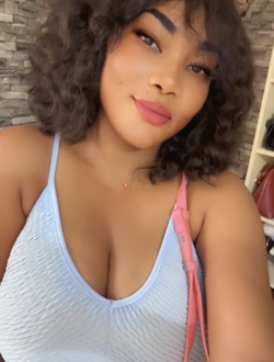 Désirée's profile, a single 33-year-old a woman in Abidjan