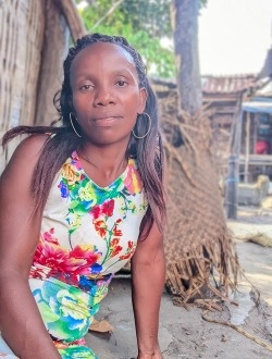 Rosette's profile, a single 32-year-old a woman in 67 Ha