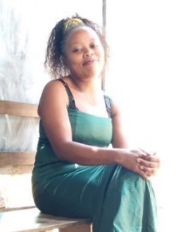 Julie Flora's profile, a single 40-year-old a woman in Andapahely