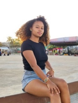 Vanessa's profile, a single 30-year-old a woman in Sambava