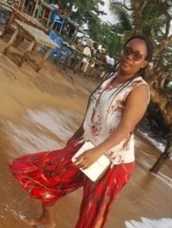 Mireille's profile, a single 32-year-old a woman in Yaoundé