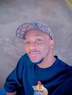 Maxwill's profile, a single 26-year-old a man in Bouaké