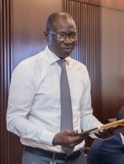 Cheick's profile, a single 18-year-old a man in Abidjan