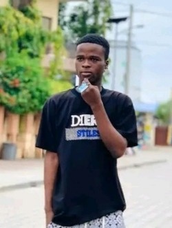 Joël's profile, a single 21-year-old a man in Cotonou