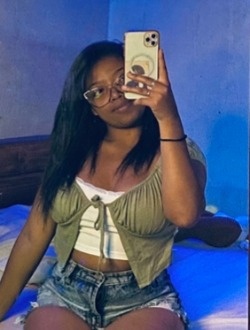 Fyh's profile, a single 22-year-old a woman in Abatoafo