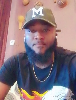 Abou's profile, a single 32-year-old a man in Douala