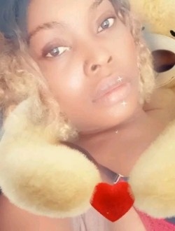 Valeine's profile, a single 28-year-old a woman in Petit Abidjan-Youkou