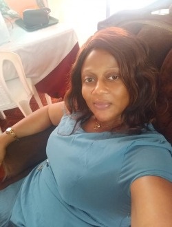 Blonde's profile, a single 42-year-old a woman in Douala