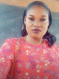 Marguerite's profile, a single 27-year-old a woman in Abidjan