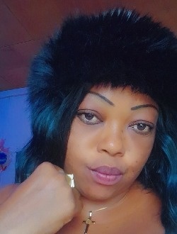 Julienne Xaverie's profile, a single 39-year-old a woman in Mvolyé