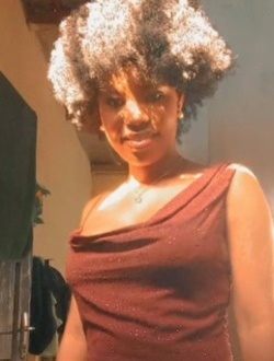 Eve's profile, a single 22-year-old a woman in Aban