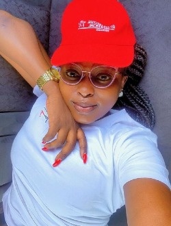 Anne Rosine's profile, a single 29-year-old a woman in Yaoundé