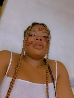 Sarah's profile, a single 26-year-old a woman in Abadjin-Kouté