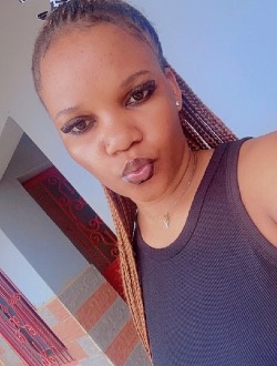 Ariane's profile, a single 28-year-old a woman in Yaoundé