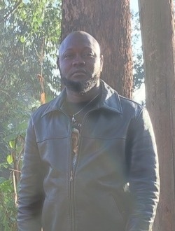 Augré's profile, a single 42-year-old a man in Douala