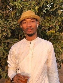 Nj's profile, a single 33-year-old a man in Abidjan