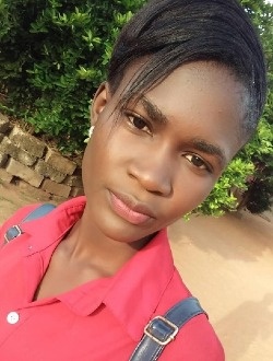 Yolande's profile, a single 27-year-old a woman in Adidomé