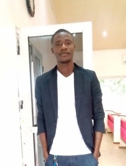Evariste's profile, a single 33-year-old a man in Abadjin-Kouté