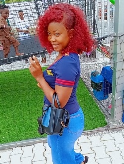 Lino's profile, a single 32-year-old a woman in Abata