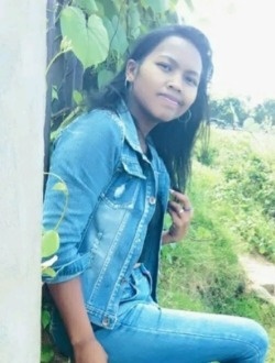 Nanah's profile, a single 23-year-old a woman in Alarobia