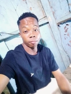 Eric Herman's profile, a single 28-year-old a man in Anyama