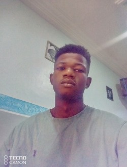 Romuald's profile, a single 34-year-old a man in Abi