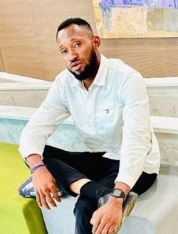 Christian's profile, a single 32-year-old a man in Bingerville