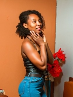 Tania's profile, a single 28-year-old a woman in Antalaha