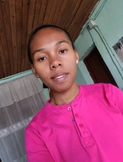 Elinah's profile, a single 29-year-old a woman in Mahajamba