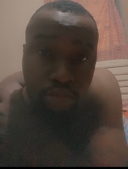 Edmond's profile, a single 28-year-old a man in Abidjan