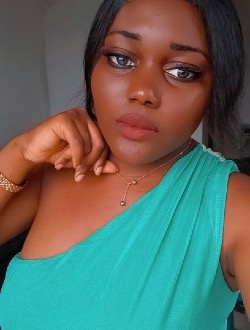 Marie's profile, a single 25-year-old a woman in Yaoundé