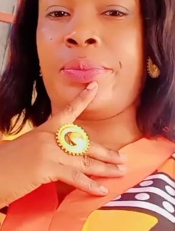 Marie Noëlle's profile, a single 37-year-old a woman in Abeme