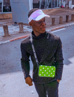 Elvis's profile, a single 23-year-old a man in Abidjan