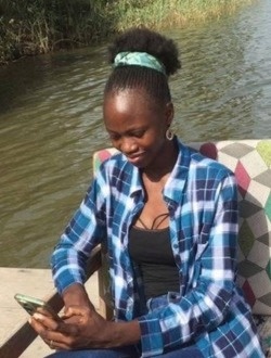 Michelle's profile, a single 24-year-old a woman in Dakar