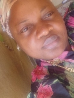 Yolande's profile, a single 36-year-old a woman in Yaoundé