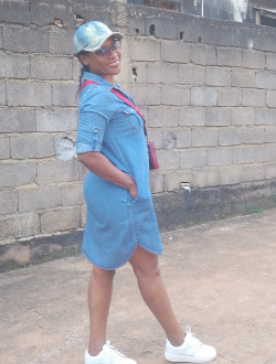 France's profile, a single 45-year-old a woman in Yaoundé