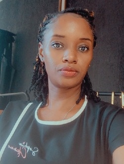 Line's profile, a single 40-year-old a woman in Douala