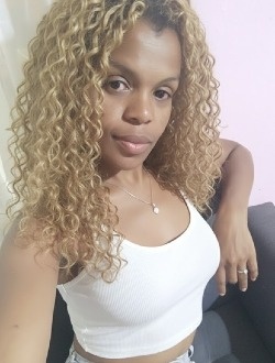 Fitahina's profile, a single 30-year-old a woman in 1ER Arrondissement