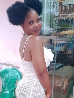 Sandyne's profile, a single 35-year-old a woman in Yaoundé