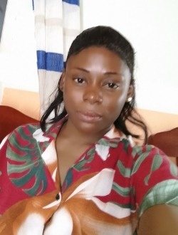Vanessa Cryche's profile, a single 32-year-old a woman in Douala